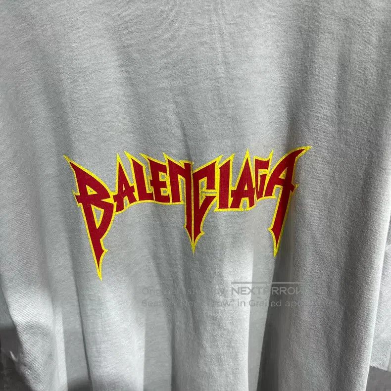 Balenciaga Balenciaga Flame White Short Sleeve Size US S / EU 44-46 / 1 - 3 Thumbnail