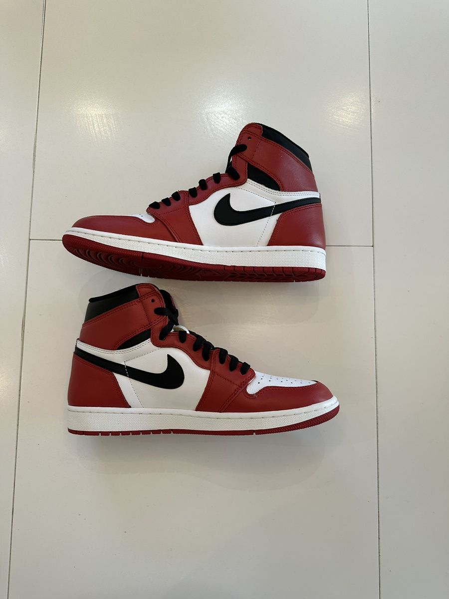 Jordan Brand Jordan 1 Chicago 2015 Size US 11 / EU 44 - 2 Thumbnail