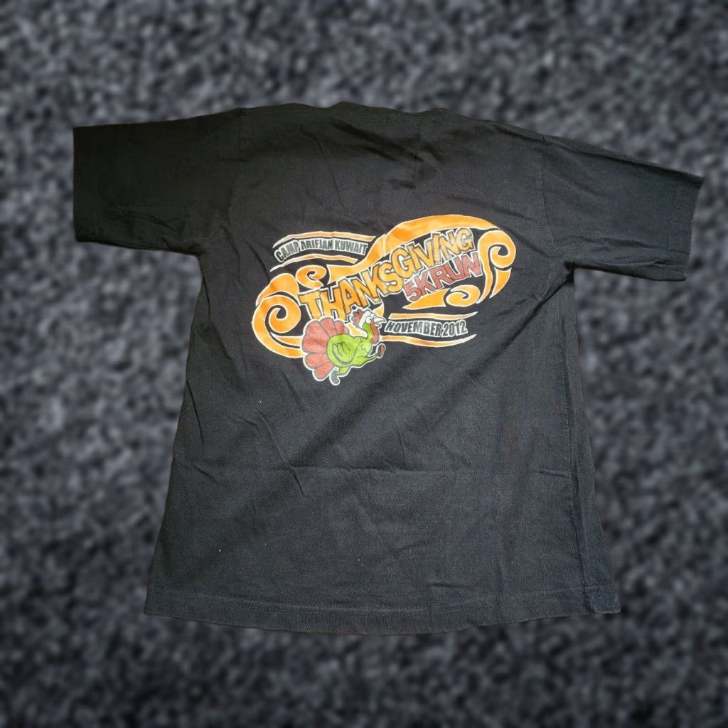 Vintage VINTAGE CAMP T-Shirt Shirt Mens S Black 2012 Thanksgiving Turkey 5k Run Kuwait USA Theme Size US S / EU 44-46 / 1 - 1 Thumbnail
