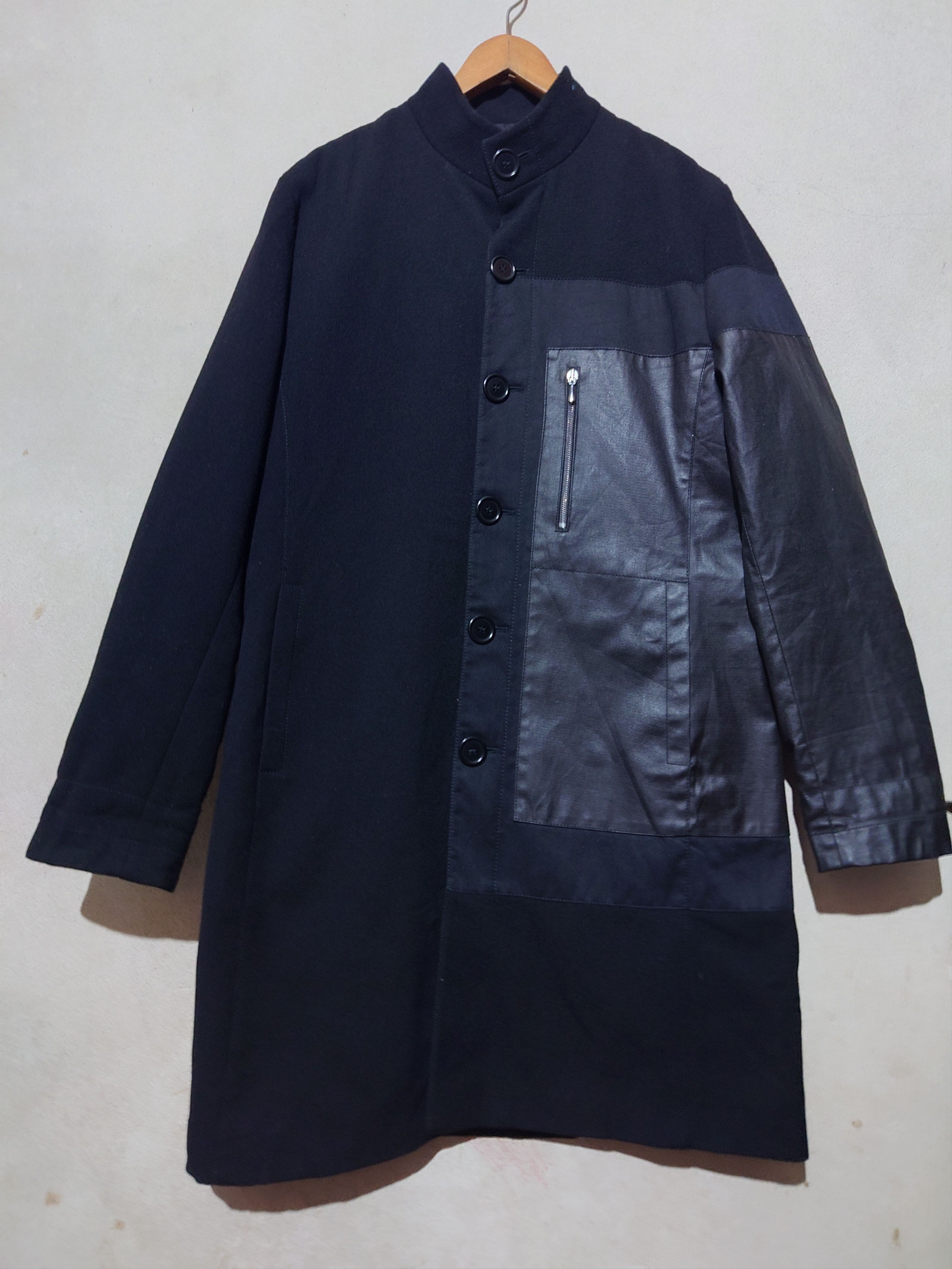 Dirk Bikkembergs Dirk Bikkembergs Panelled Wool and Leather Coat Size US M / EU 48-50 / 2 - 1 Thumbnail