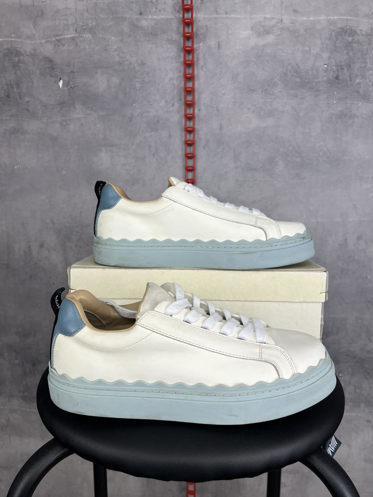 Chloe Chloe Women's White Lauren leather Low Top Sneakers Shoes 39 Size US 9 / IT 39 - 12 Thumbnail