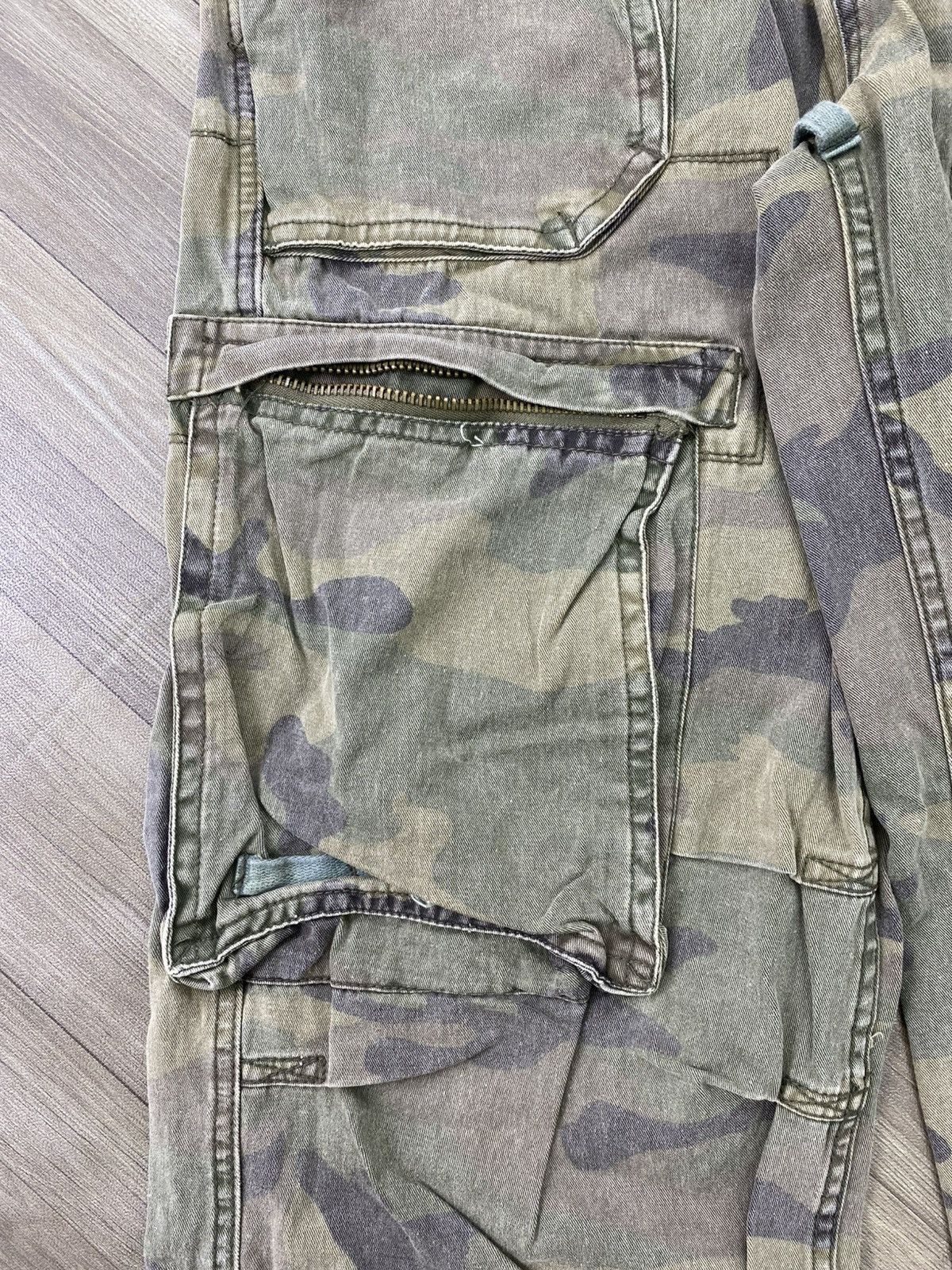 If Six Was Nine Vintage Abercrombie and Fitch 3D Bondage Military Camo Cargo Size US 34 / EU 50 - 5 Thumbnail