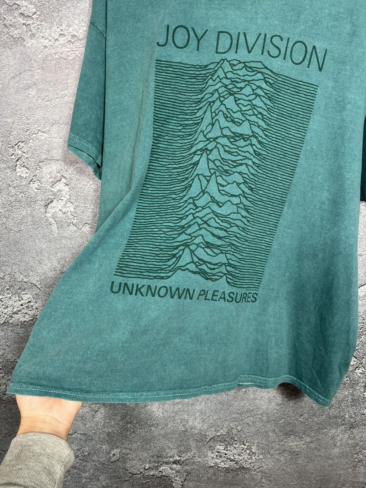Band Tees Vintage Joy Division Unknown Pleasures Oversized T-shirt Size US L / EU 52-54 / 3 - 4 Thumbnail