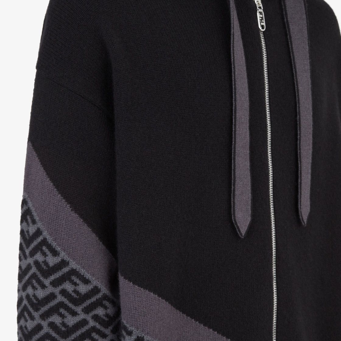 Fendi o1s1wg111125 Sweatshirt in Black Size US M / EU 48-50 / 2 - 3 Thumbnail
