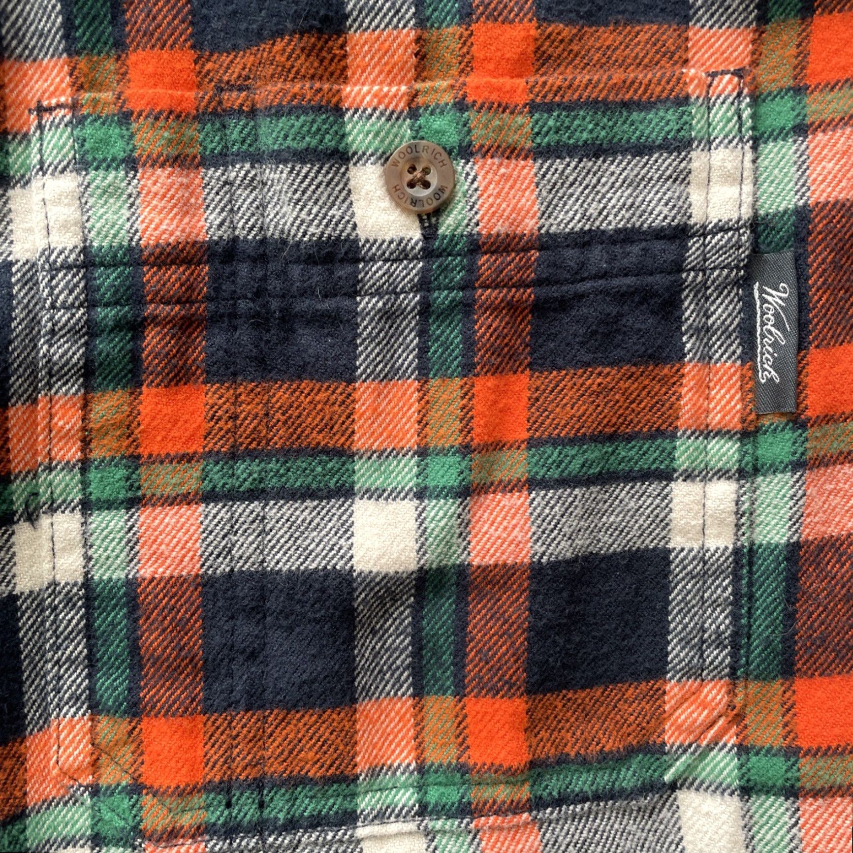 Vintage VINTAGE Woolrich Shirt Mens LT Plaid Button-Down Long Sleeve Work Shirt Size US L / EU 52-54 / 3 - 4 Thumbnail