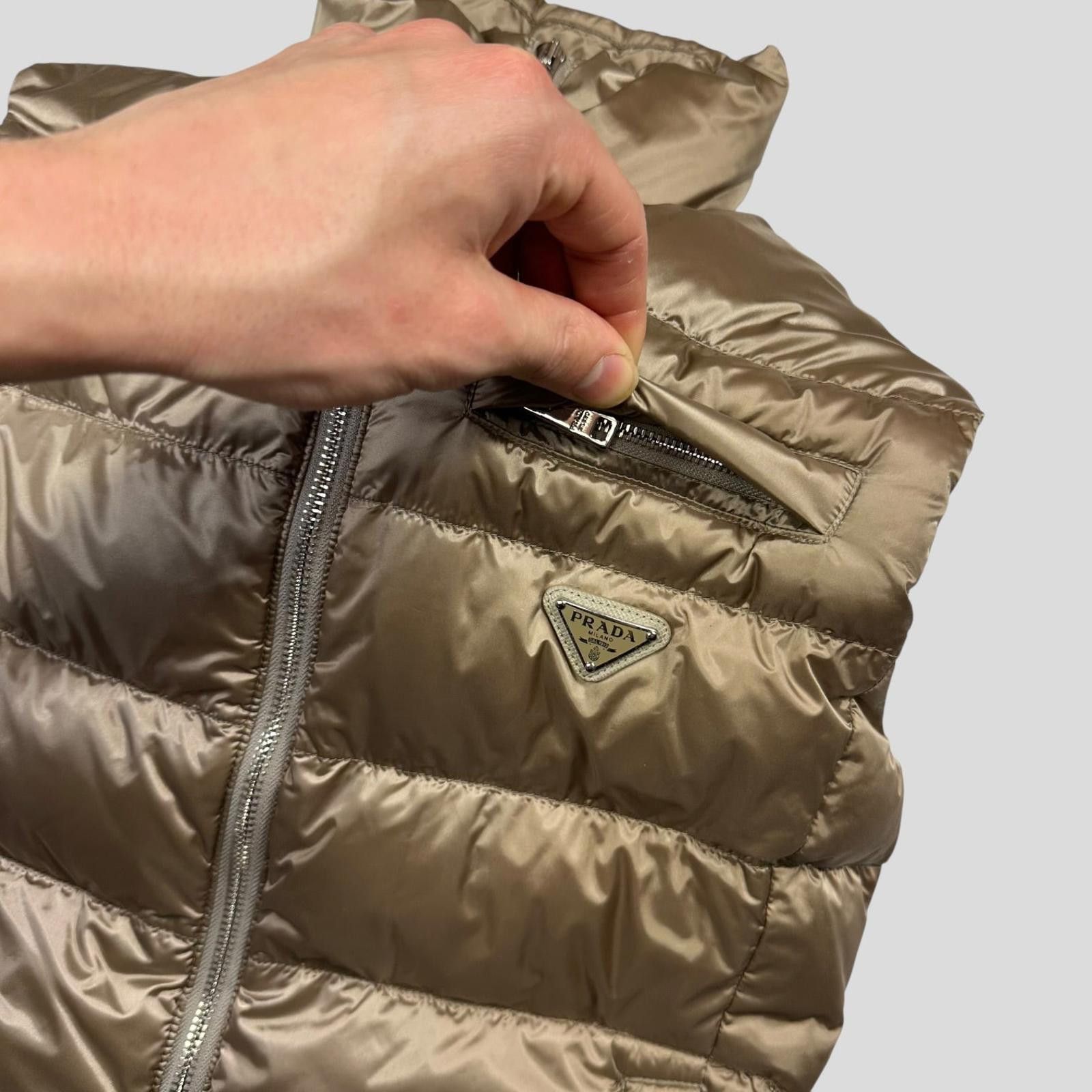 Prada Prada Milano 2017 Satin Champagne Nylon Down Logo Gilet - 8 Size S / US 4 / IT 40 - 3 Thumbnail