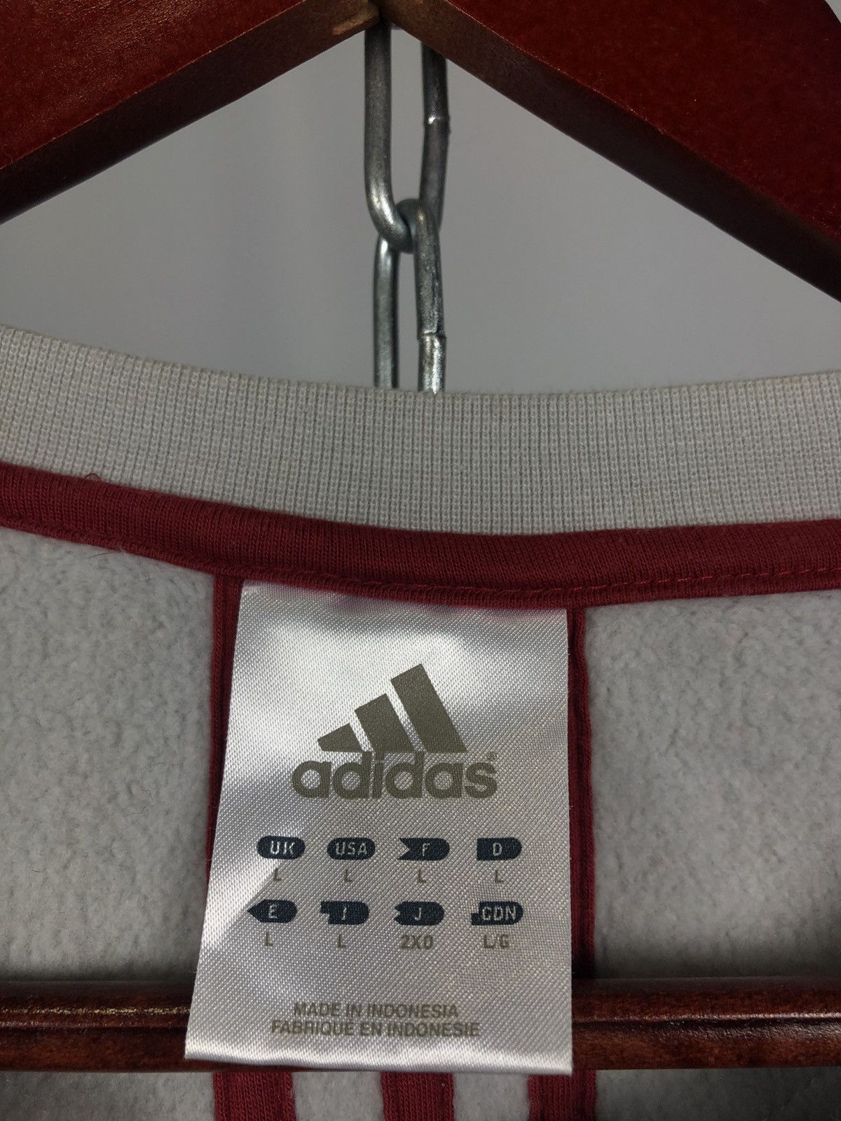 Adidas Adidas vintage sweatshirt big logo Size US L / EU 52-54 / 3 - 3 Thumbnail