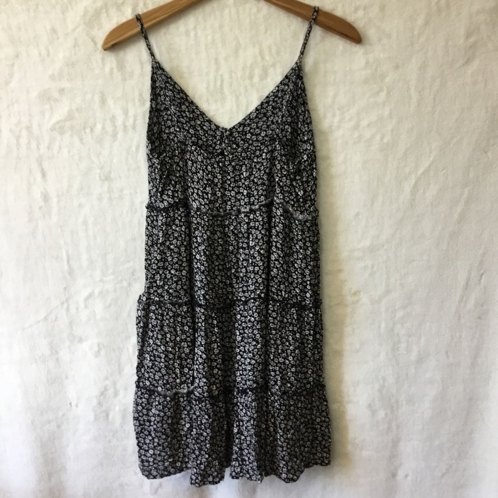 Other Altar'd State Floral Spaghetti Strap Dress Size M / US 6-8 / IT 42-44 - 9 Thumbnail