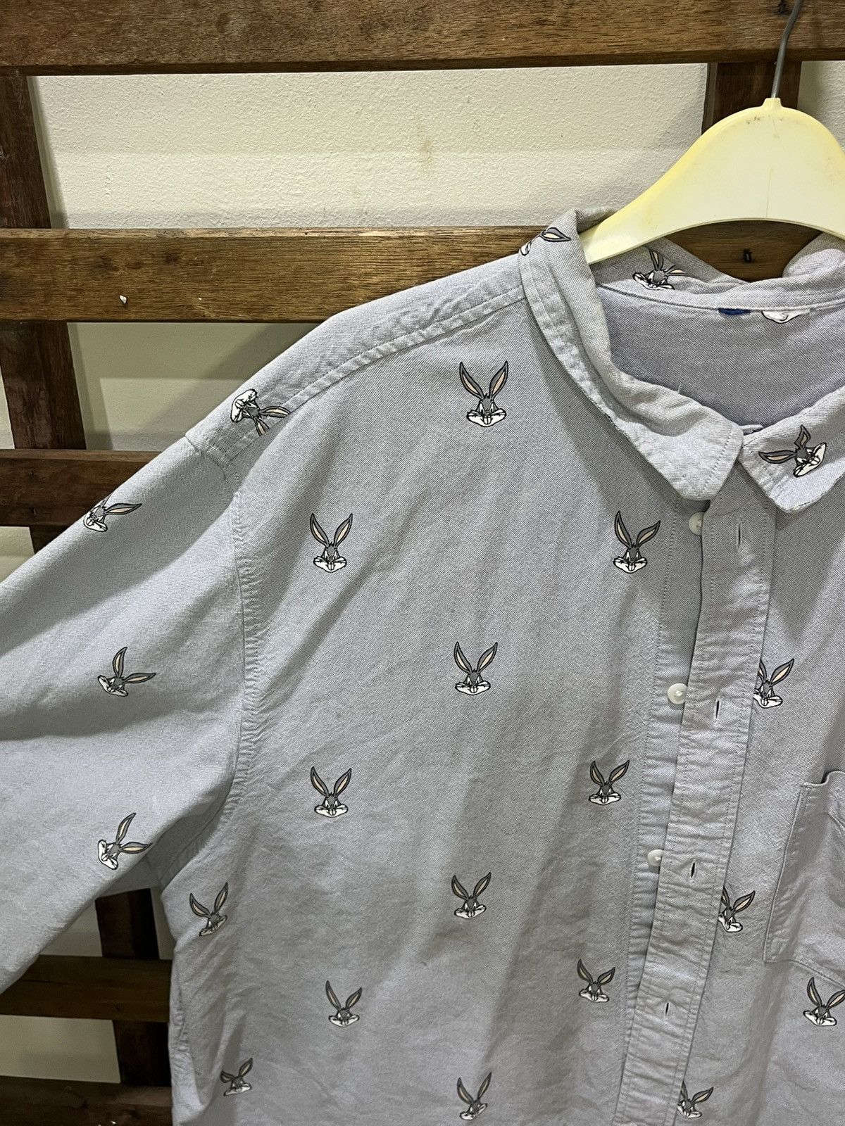 H&M Looney Tunes button Shirt Size US XXL / EU 58 / 5 - 2 Thumbnail