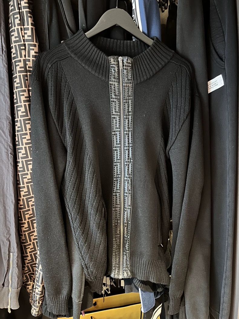 Versace Versace Knitted cardigan jacket Size M / US 6-8 / IT 42-44 - 1 Thumbnail