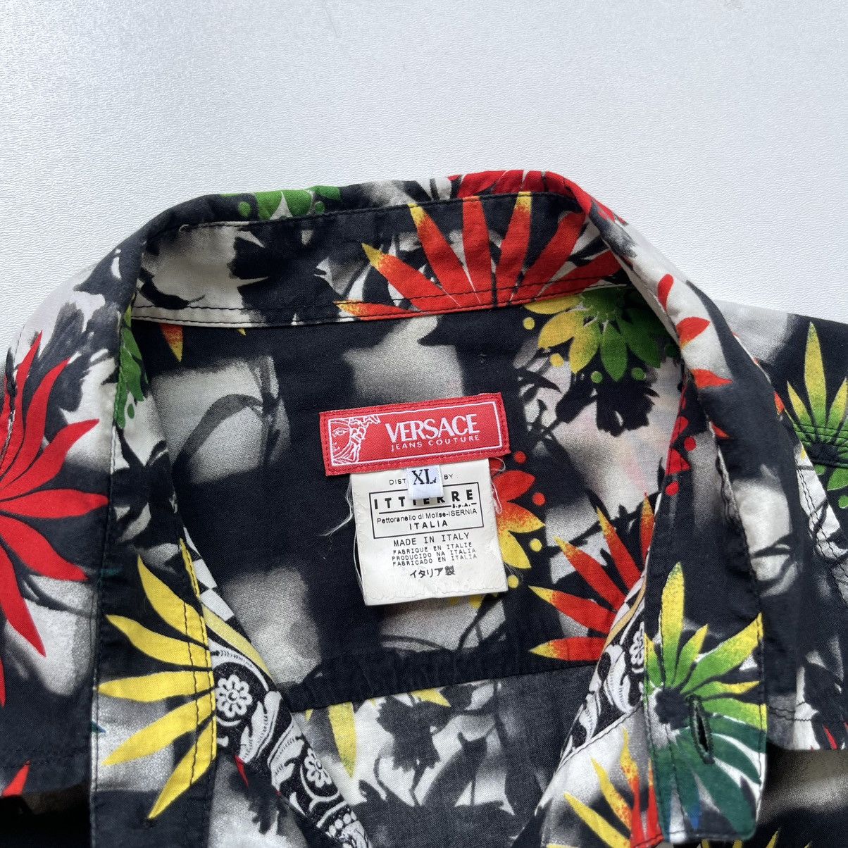 Versace Jeans Couture Versace Jeans Couture 90’s Flowers Printed Button Ups Shirt Size US XL / EU 56 / 4 - 7 Thumbnail