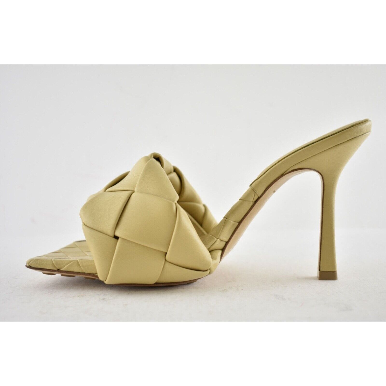 Bottega Veneta Lido Cane Sugar Intrecciato Leather Mule Heel Sandal 37 Size US 7 / IT 37 - 8 Thumbnail