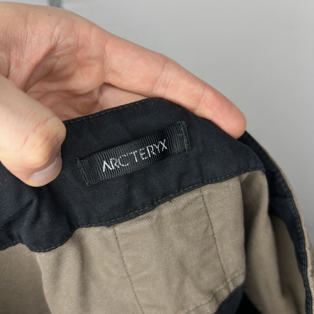Arc'teryx Vintage Arcteryx Double Knee Cargo Work Pants Travis Style Size US 34 / EU 50 - 12 Thumbnail