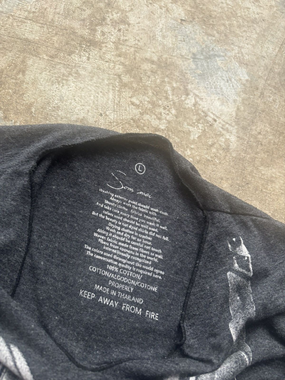 Japanese Brand Y2k Som mai handsets Style Tshirt Size US L / EU 52-54 / 3 - 4 Thumbnail