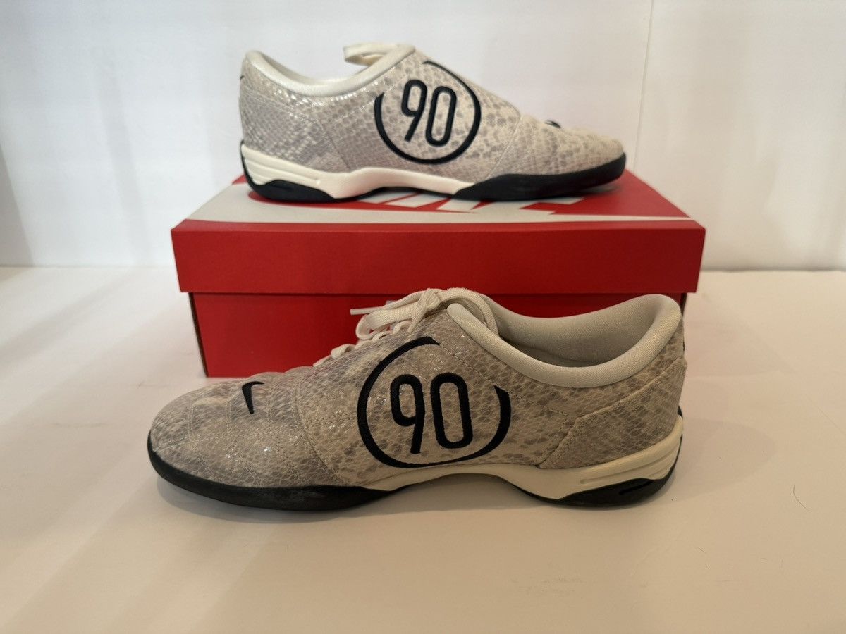 Nike WMNS NIKE T90 SE Size US 10.5 / IT 40.5 - 4 Thumbnail