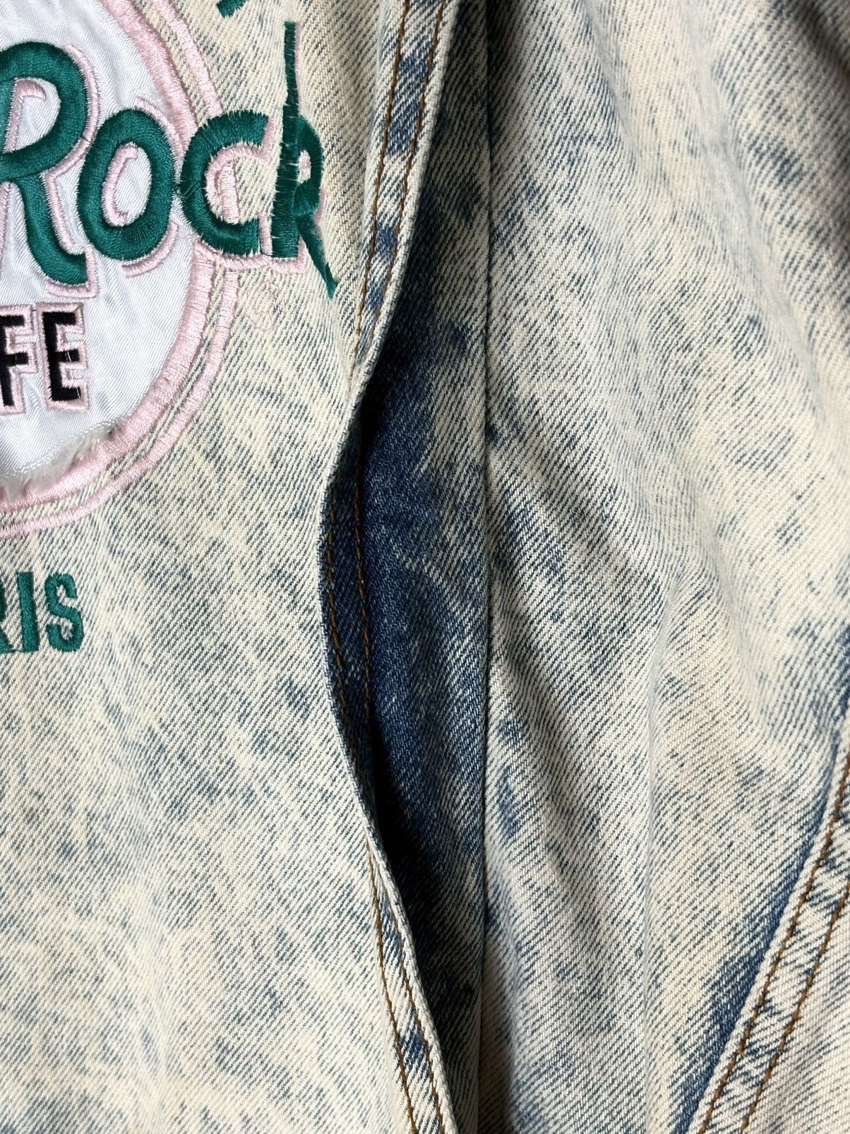 Hard Rock Cafe 90’s Hard Rock Cafe Paris “Save The Planet” Denim Jacket Size US L / EU 52-54 / 3 - 15 Thumbnail