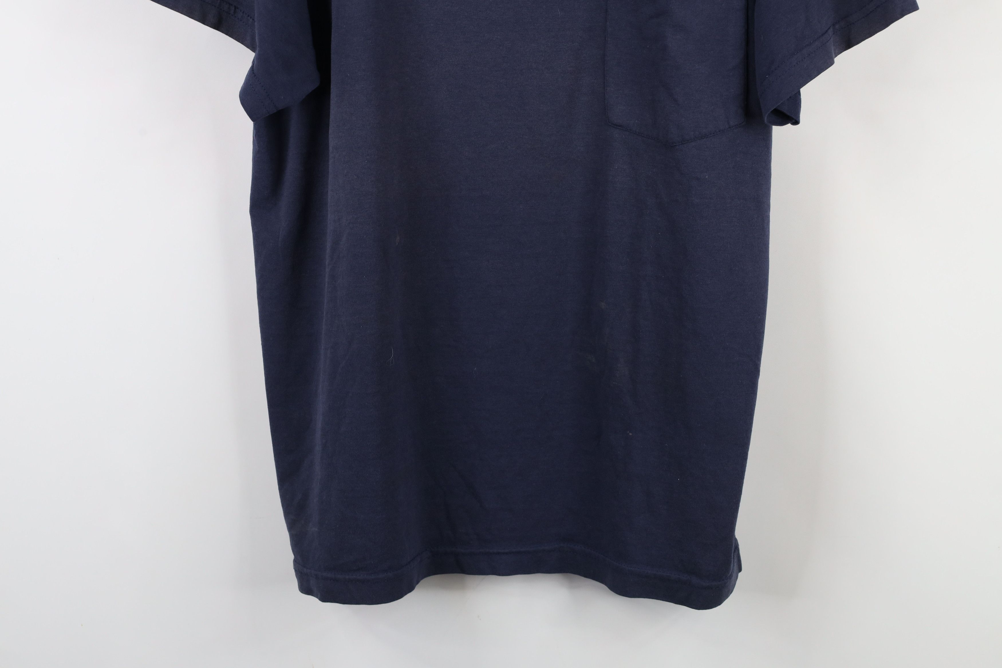 Vintage Vintage 90s Streetwear Blank Thin Pocket T-Shirt Blue USA Size US L / EU 52-54 / 3 - 3 Thumbnail