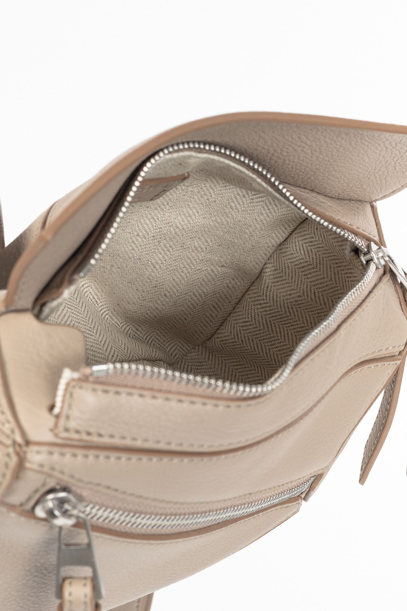 Loewe Loewe Mini Puzzle Sand Classic Calfskin Bumbag Size ONE SIZE - 12 Thumbnail