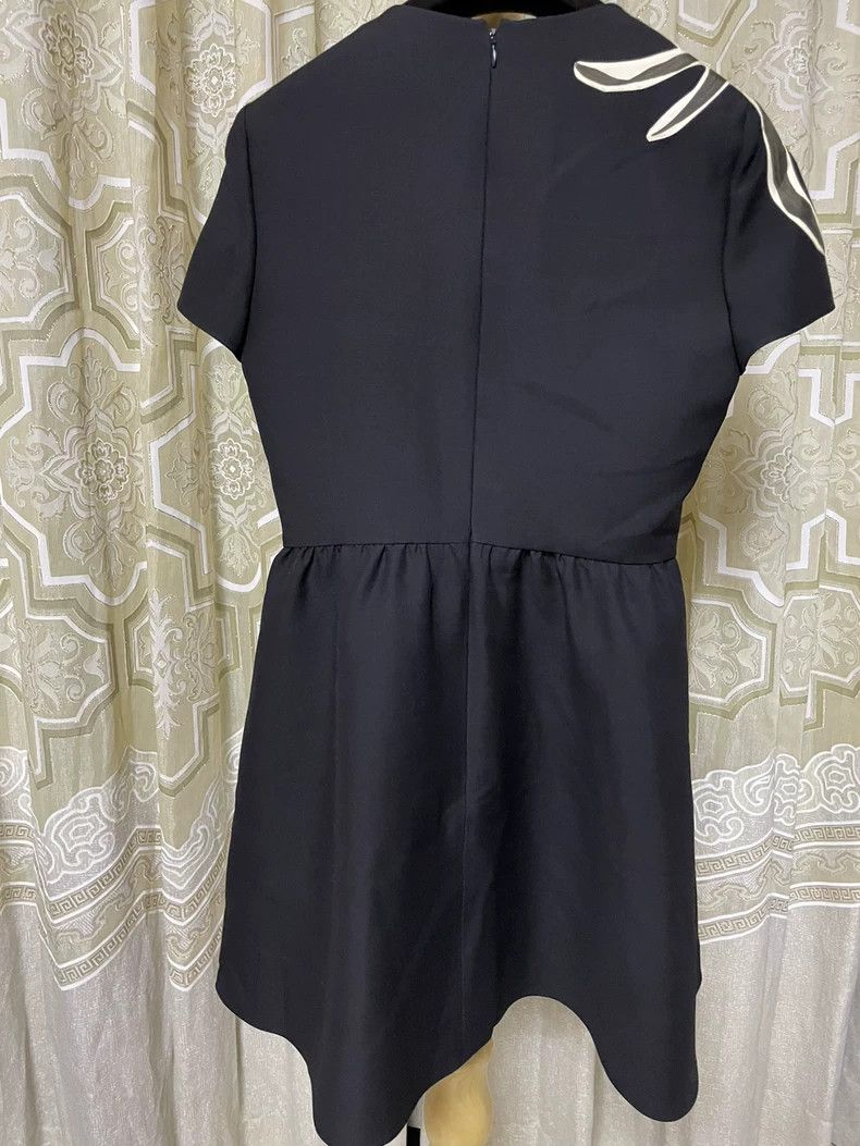 Valentino Valentino Classic little black dress Size M / US 6-8 / IT 42-44 - 3 Thumbnail
