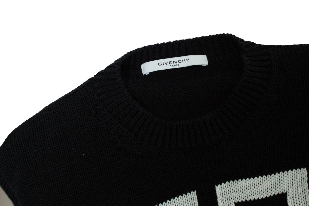 Givenchy Givenchy, Logo cotton knit sweater Size US L / EU 52-54 / 3 - 7 Thumbnail