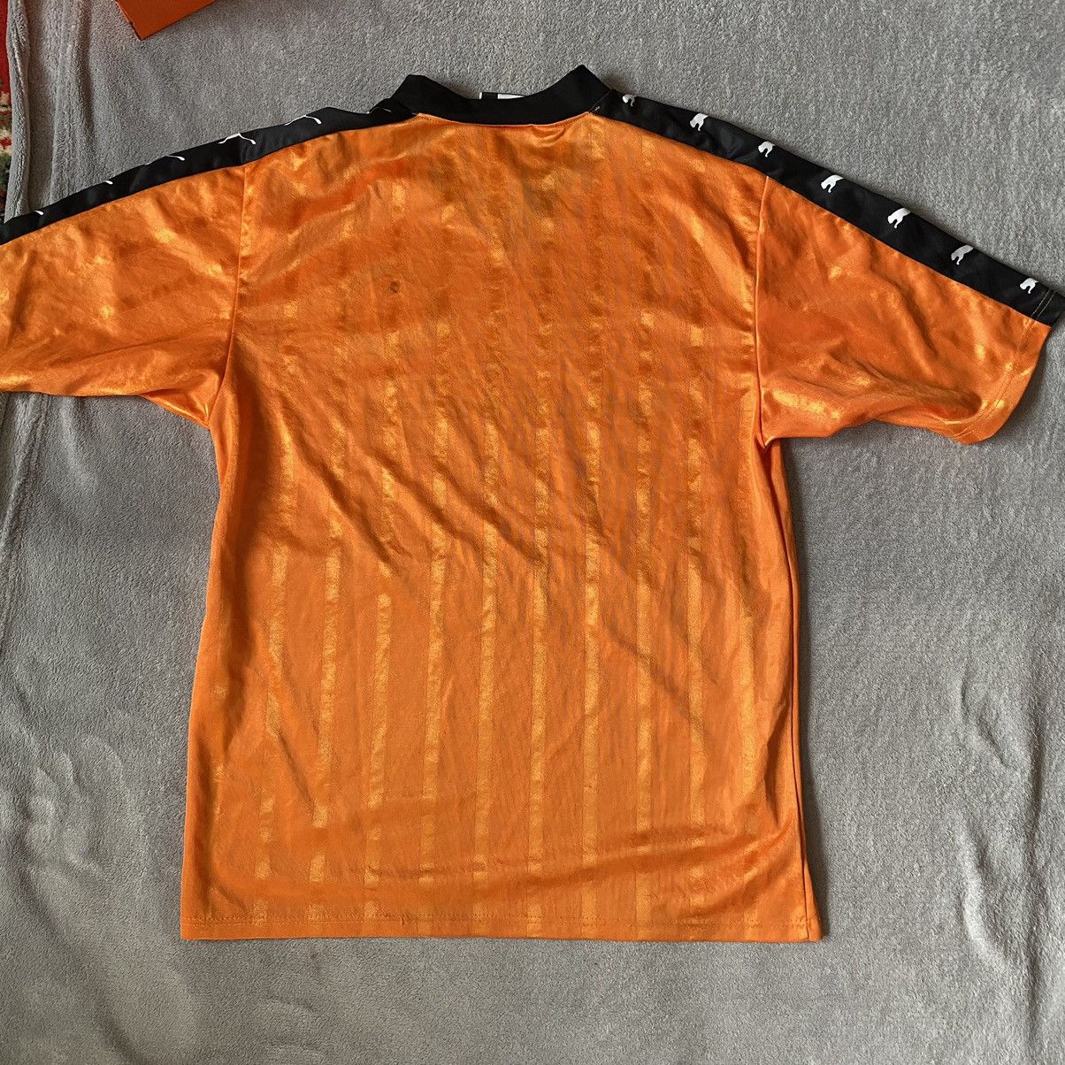 Puma Vintage Puma Soccer Jersey Rare Signatures Size US M / EU 48-50 / 2 - 5 Thumbnail