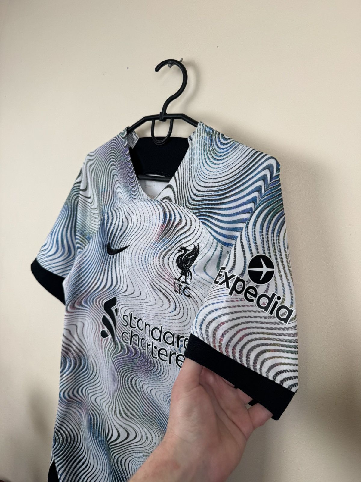 Nike Nike Liverpool Jersey 2022 2023 Away S Football Shirt Soccer Size US S / EU 44-46 / 1 - 10 Thumbnail
