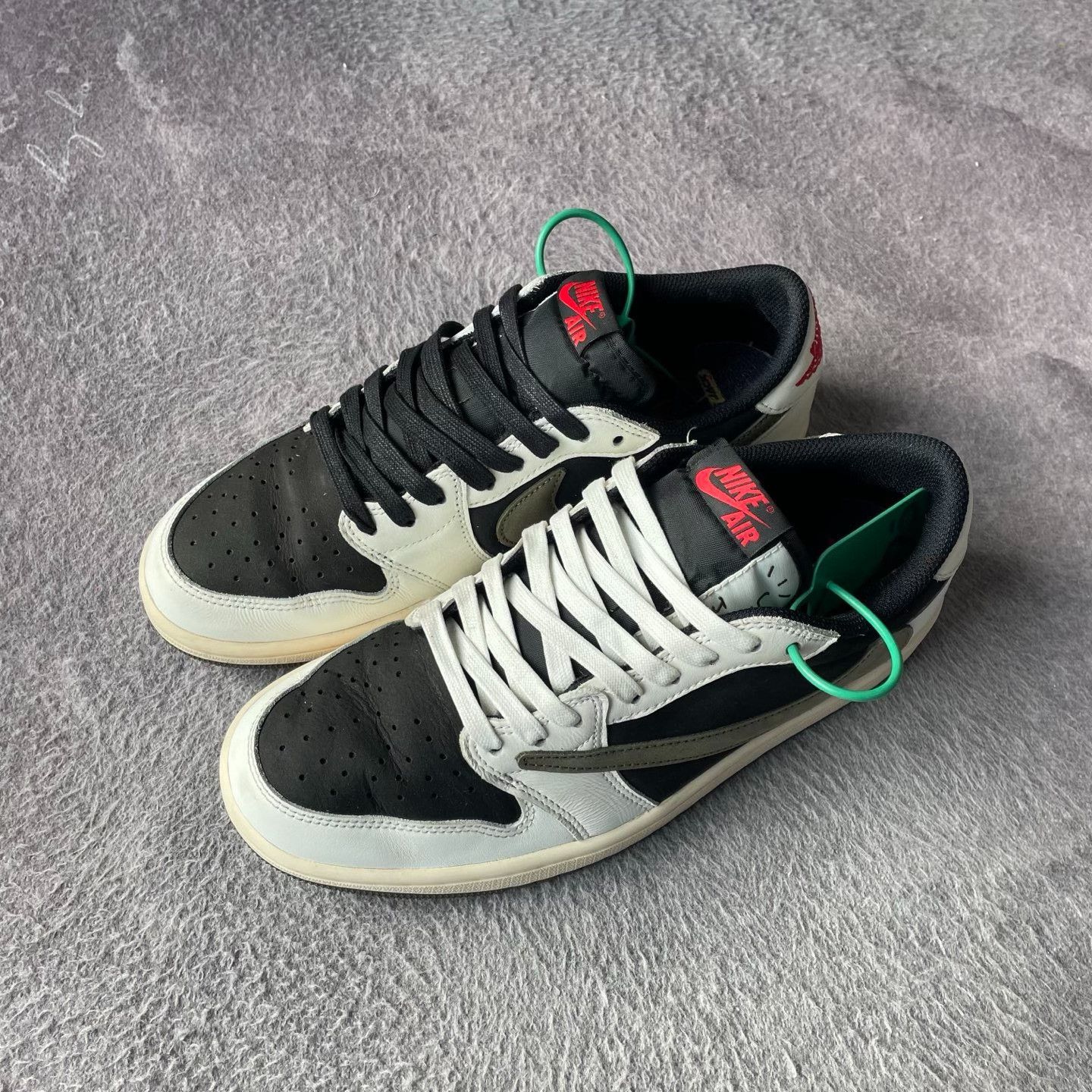 Nike Nike Green Lowtop Sneakers 41 Men Size US 8.5 / EU 41-42 - 1 Thumbnail