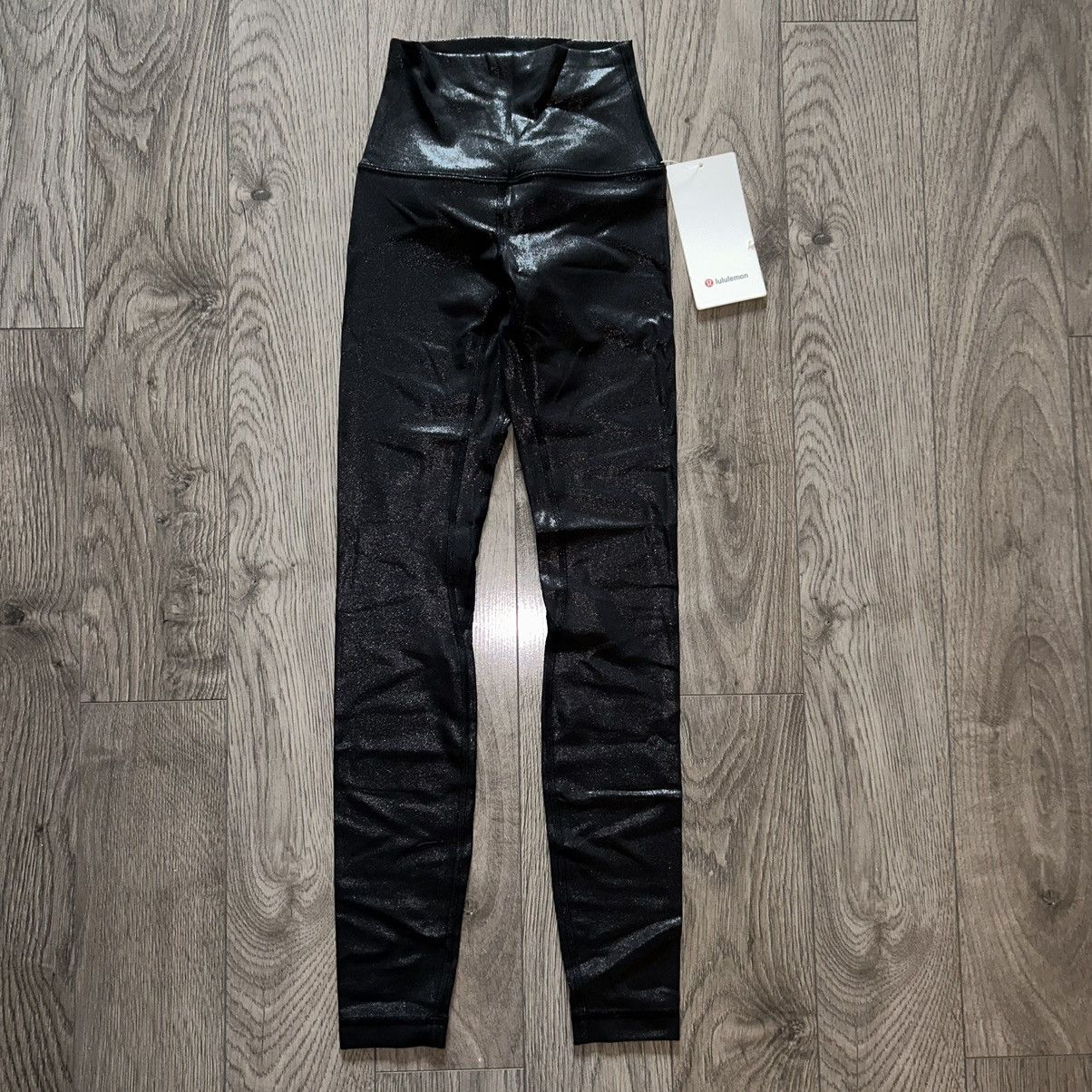 Lululemon NWT Lululemon Align High-Rise 28" Shine Foil Black Size 0 Size 25" / US 0 / IT 36 - 1 Thumbnail