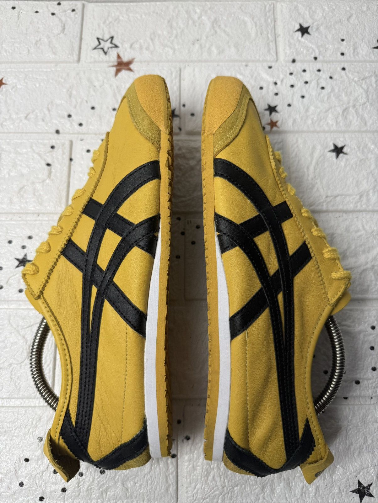 Onitsuka Tiger ONITSUKA TIGER MEXICO 66 YELLOW US9 UK8 EUR42.5 Casual Size US 9 / EU 42 - 12 Thumbnail