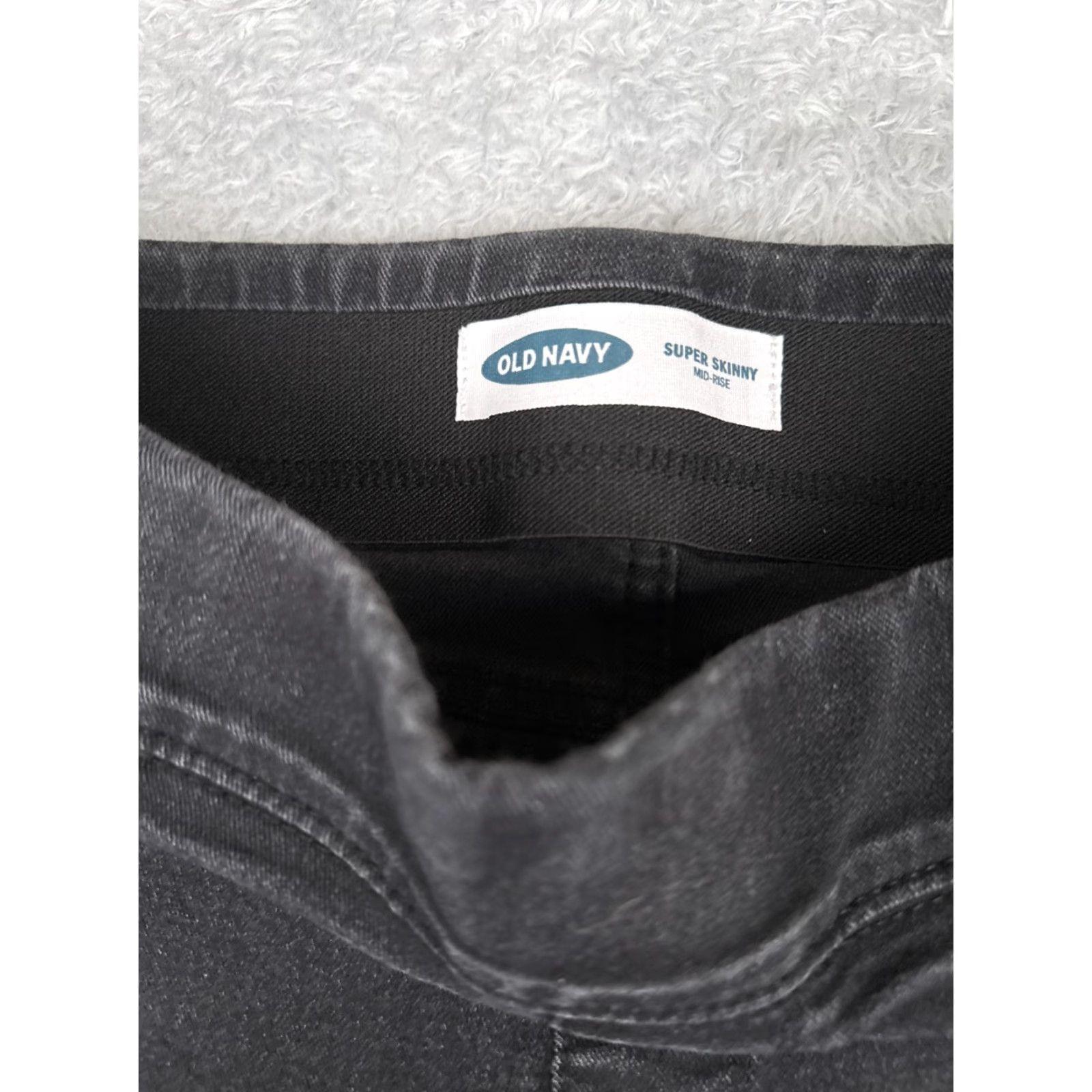 Old Navy Old Navy Jeans Womens 6 Black Denim Pull On Super Skinny Mid Rise Cotton 29x28 Size 28" / US 6 / IT 42 - 5 Thumbnail