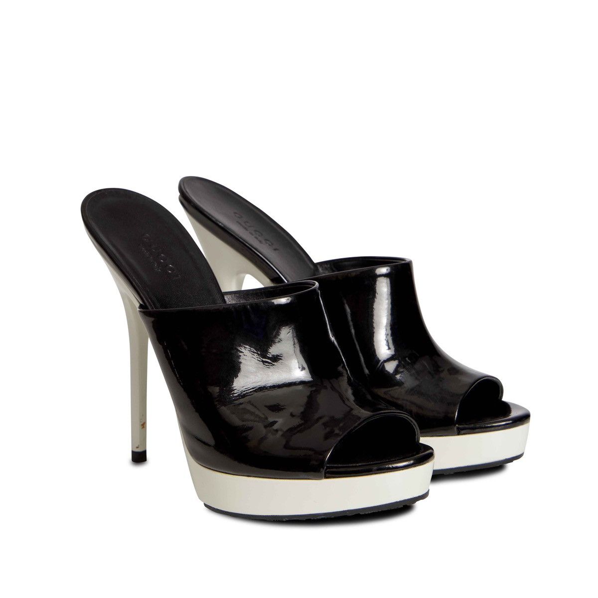 Gucci PATENT LEATHER SANDALS Size US 6 / IT 36 - 1 Thumbnail