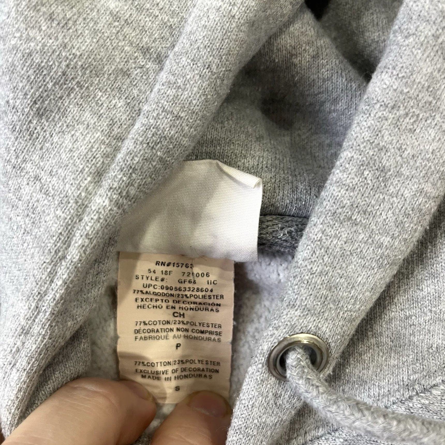 Champion VINTAGE Champion Hoodie Sweatshirt Small Gray Reverse Weave Embroidered Logo College Sports 80s 90s Mens Size US S / EU 44-46 / 1 - 4 Thumbnail