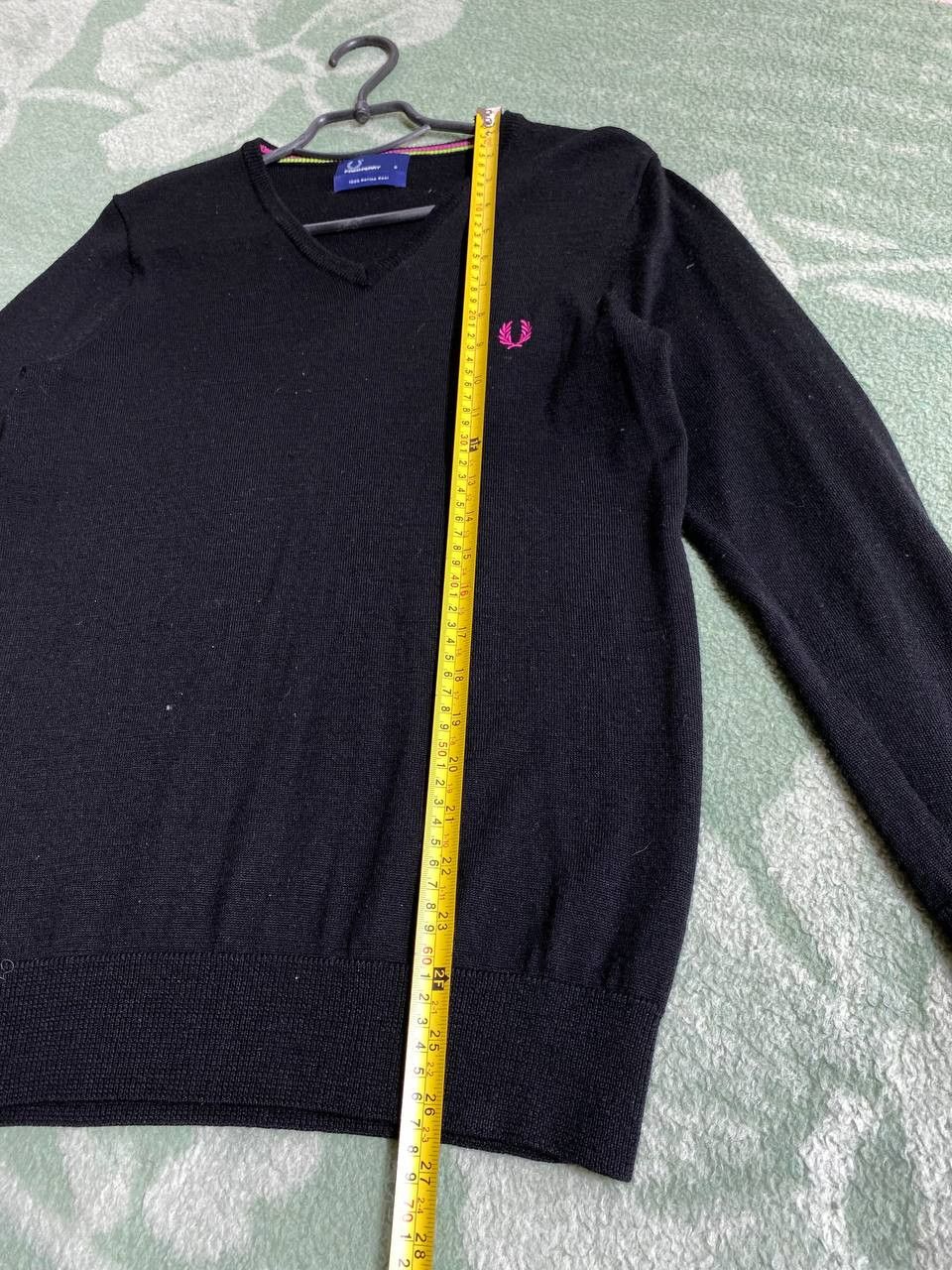 Fred Perry Vintage Fred Perry Sweatshirt Pullover Logo 90s Y2K Size US S / EU 44-46 / 1 - 8 Thumbnail
