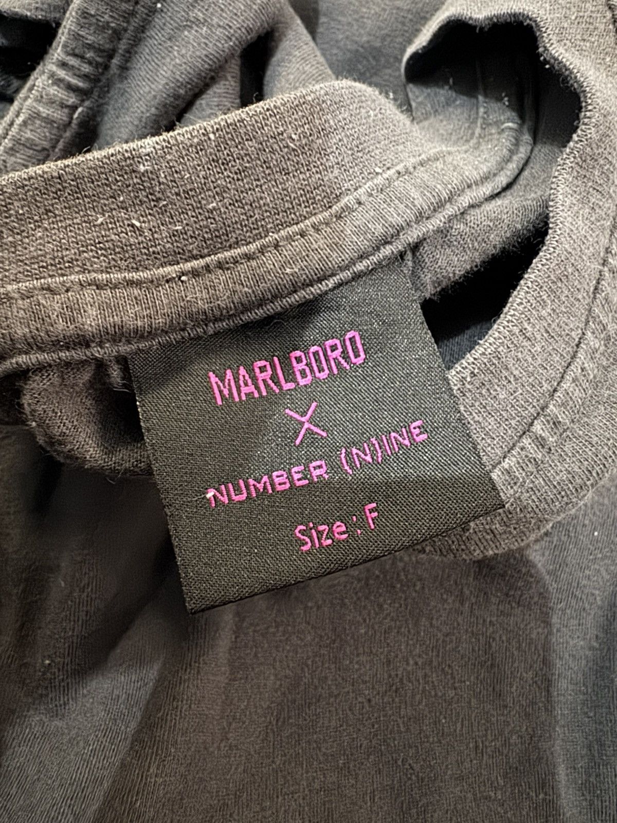 Number (N)ine Number Nine x Malboro paisley t shirt Size US M / EU 48-50 / 2 - 3 Thumbnail