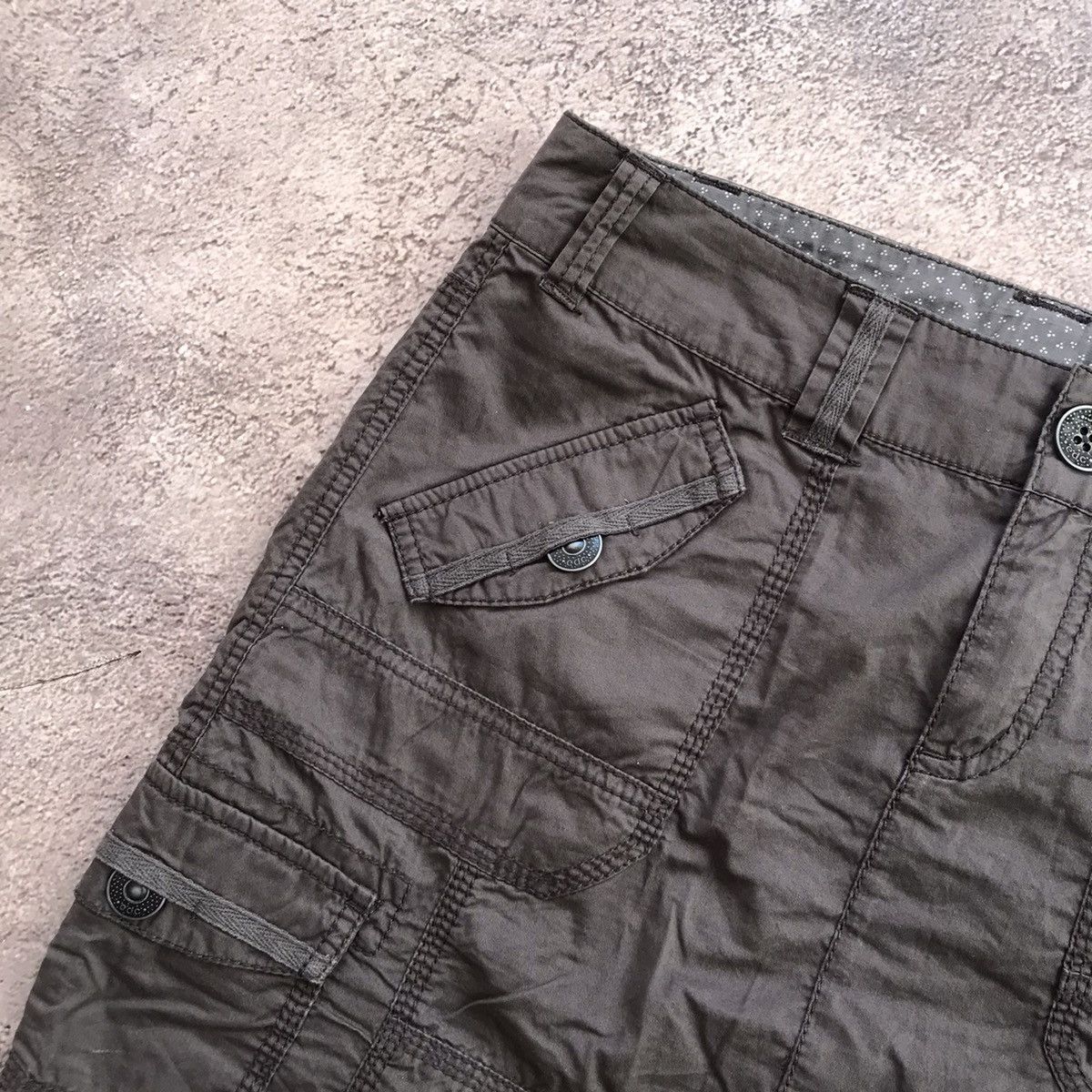 Vintage Y2K Vintage Cargo Mini Skirt Streetwear Baggy Pocket Logo 28 Size 28" / US 6 / IT 42 - 4 Thumbnail