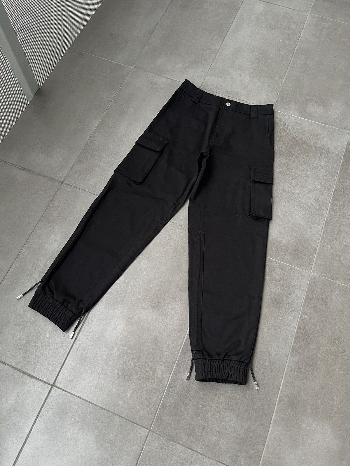 GCDS !DS! AW22 GCDS Logo Patch Cargo Black Pants Size US 32 / EU 48 - 7 Thumbnail