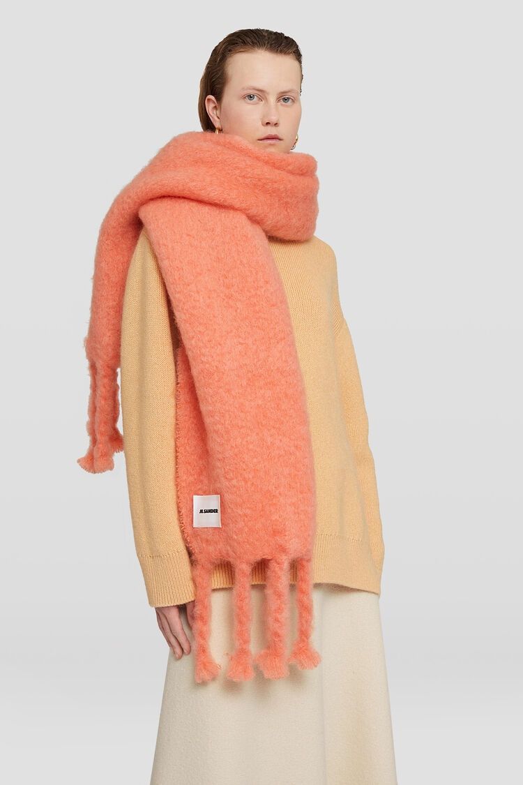 Jil Sander o1y0925 Size : OS / Scarf in Salmon Pink Size ONE SIZE - 3 Thumbnail