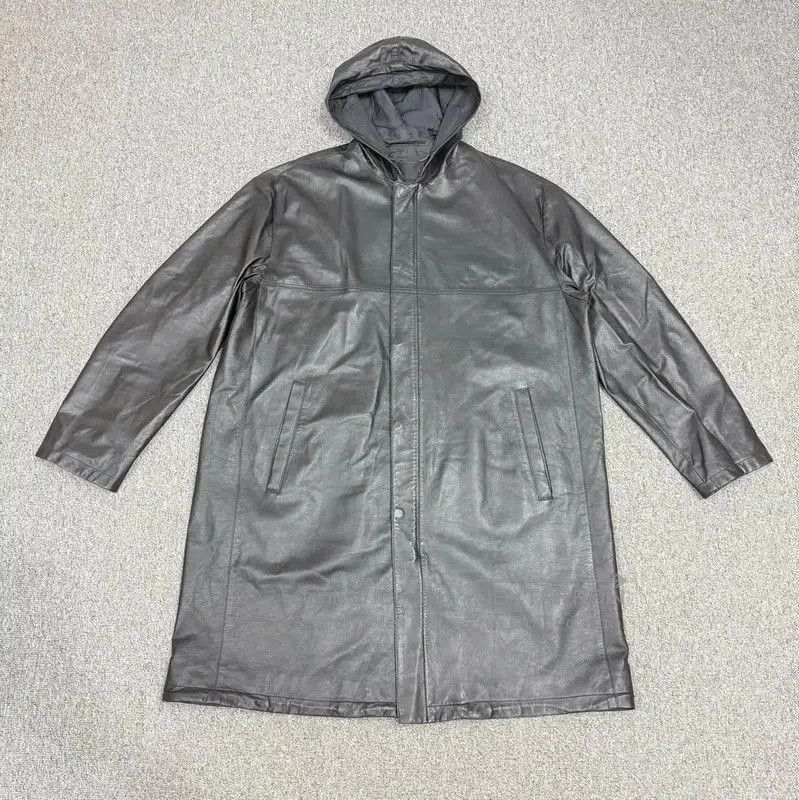 Prada Prada M Black Leather Men's Coat. Size US M / EU 48-50 / 2 - 1 Thumbnail