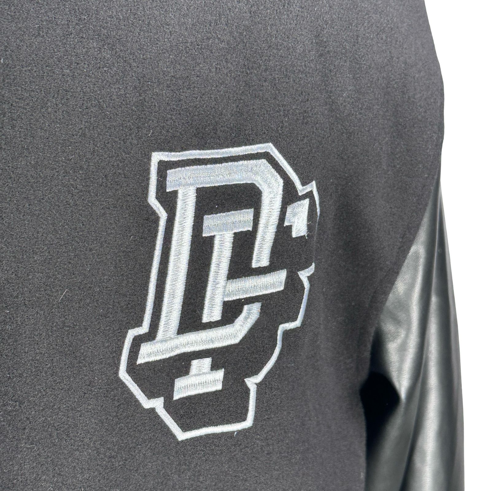Dixxon Dixxon Flannel Redefined Varsity Jacket Men XL Black Pocket Size US XL / EU 56 / 4 - 3 Thumbnail