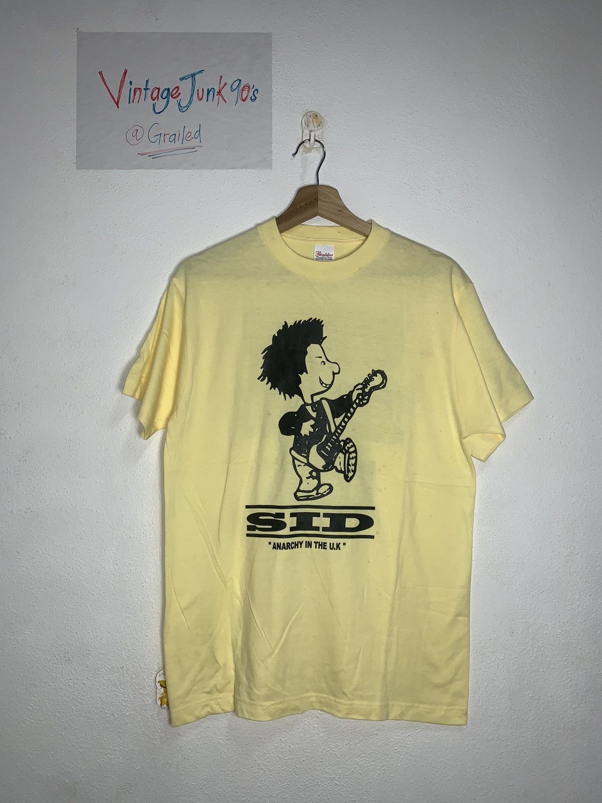 image of Band Tees x Rock Band vintage Y2K Sid Vicious T-Shirt in Light Yellow, Men's (Size Medium)