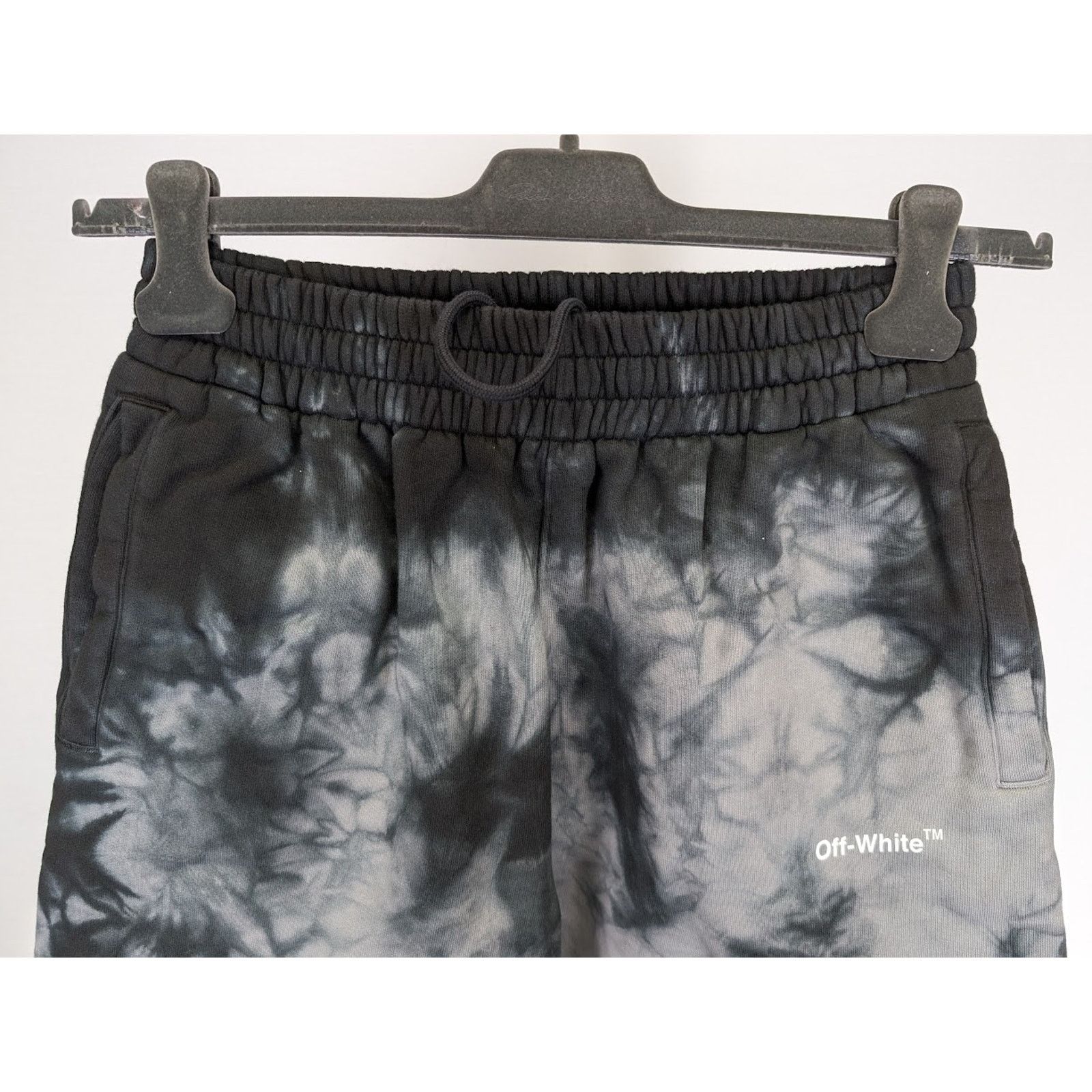 Off-White o1rshd1 Diag Tie Dye Sweatshorts in Warm Grey White M Size US 32 / EU 48 - 12 Thumbnail