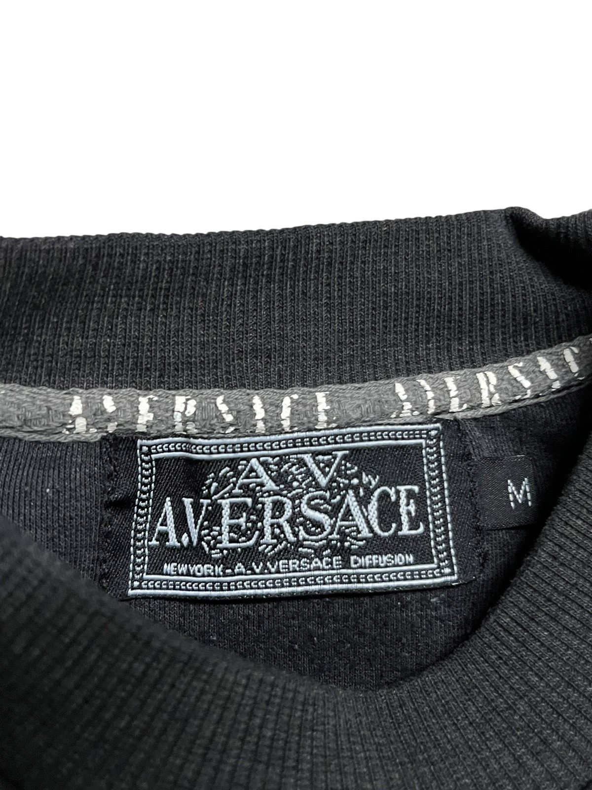 Versace Vintage Versace A Versace Medusa Embroidery Sweatshirt Size US M / EU 48-50 / 2 - 5 Thumbnail