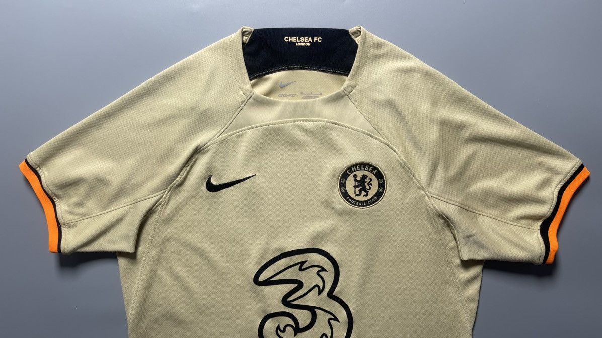 Nike × Vintage CHELSEA NIKE 2022/2023 FOOTBALL THIRD JERSEY #23 GALLAGHER Size US M / EU 48-50 / 2 - 3 Thumbnail