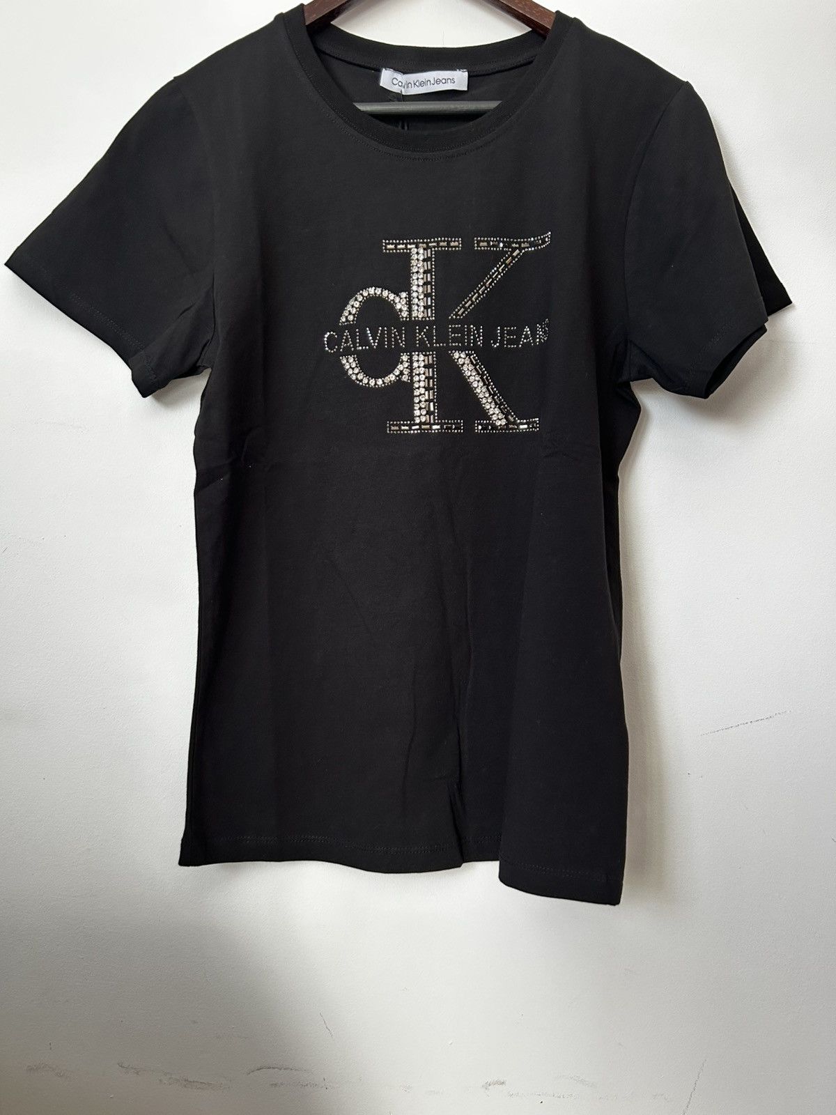 Calvin Klein Calvin Klein Inspired Women’s Logo T-Shirt (Size S) Size S / US 4 / IT 40 - 1 Thumbnail