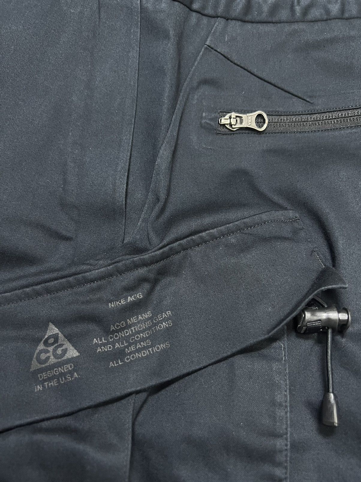 Errolson Hugh Nike ACG - Errolson Hugh - S/S16’ - Tech Cargo Shorts Size US 28 / EU 44 - 12 Thumbnail