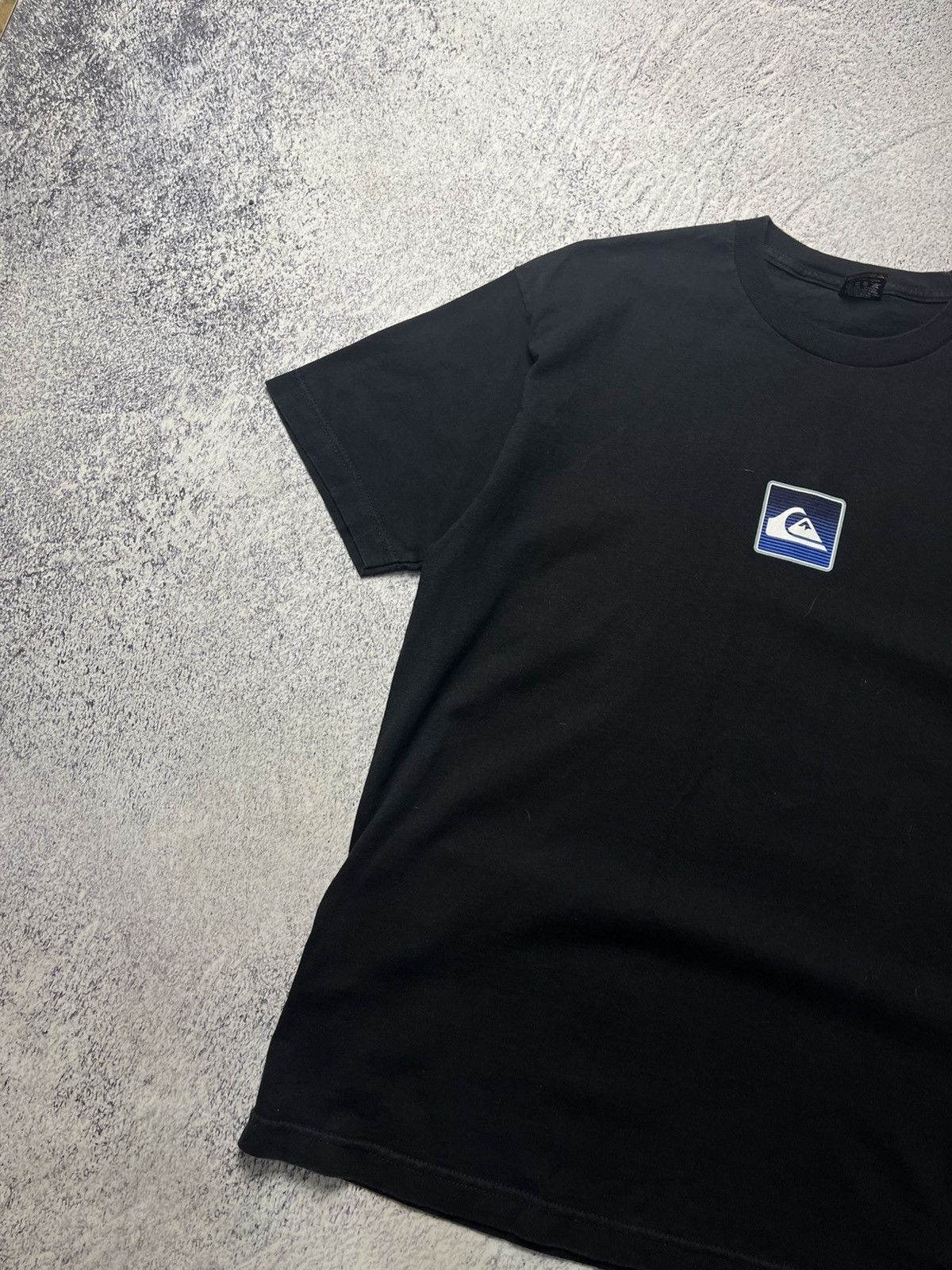 Quiksilver Vintage Quiksilver Big Logo Black T Shirt Y2K Rare Size US L / EU 52-54 / 3 - 7 Thumbnail