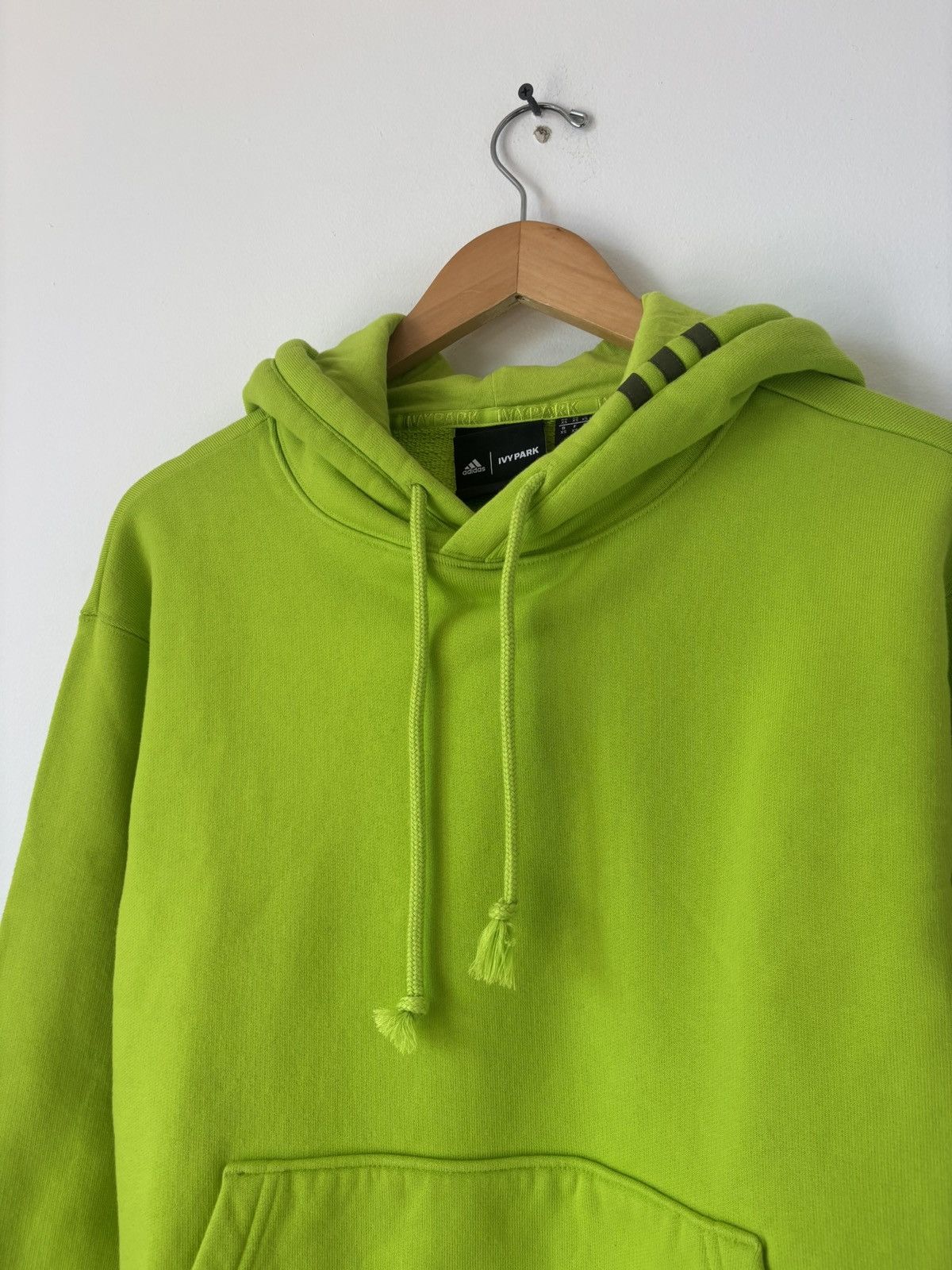 Adidas × Ivy Park Adidas x Ivy Park Neon Green Hoodie XS Beyoncé Pullover Size US XS / EU 42 / 0 - 1 Thumbnail