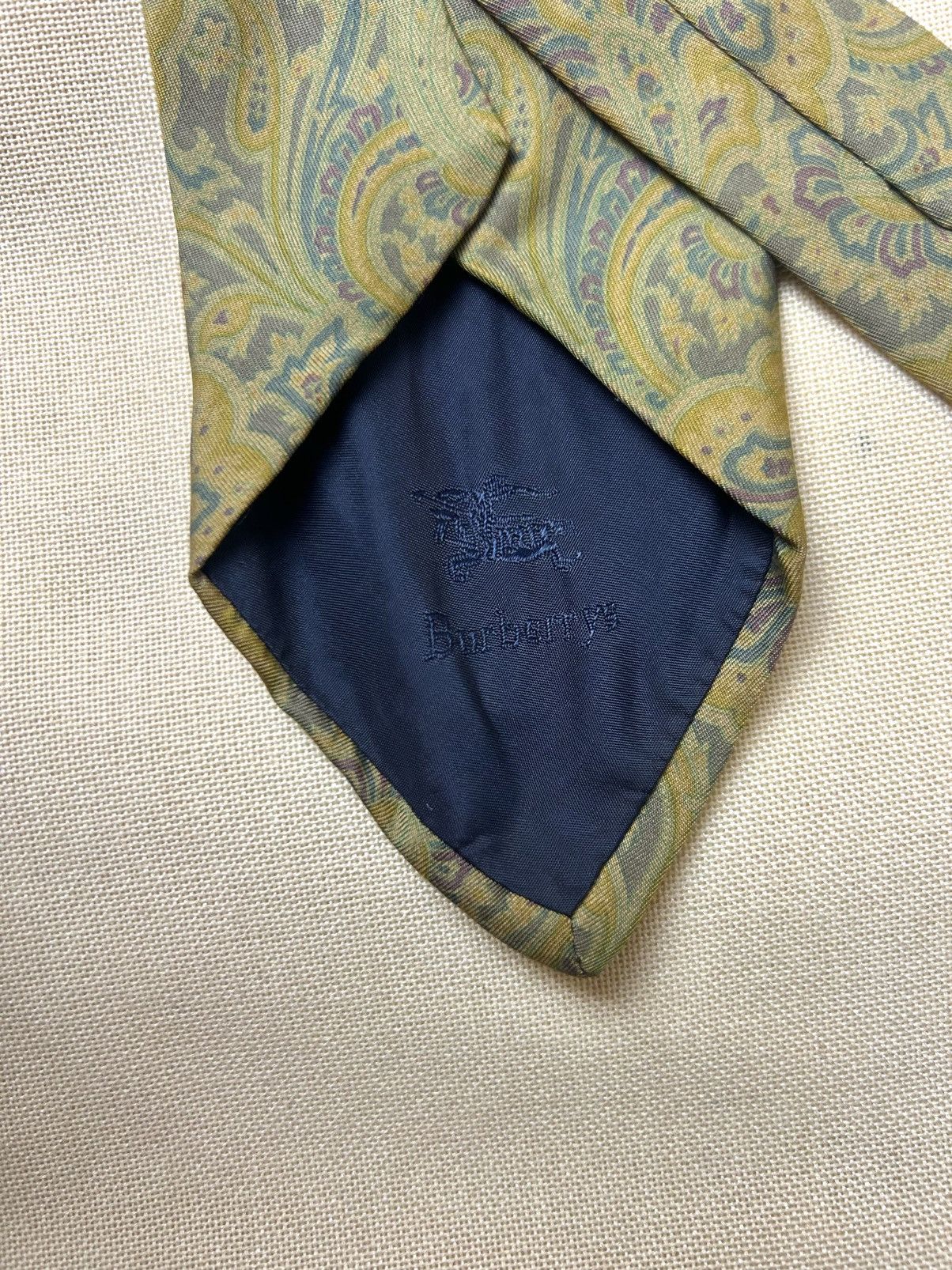 Burberry Burberry’s vintage olive green paisley floral Silk Mens Tie Size ONE SIZE - 3 Thumbnail