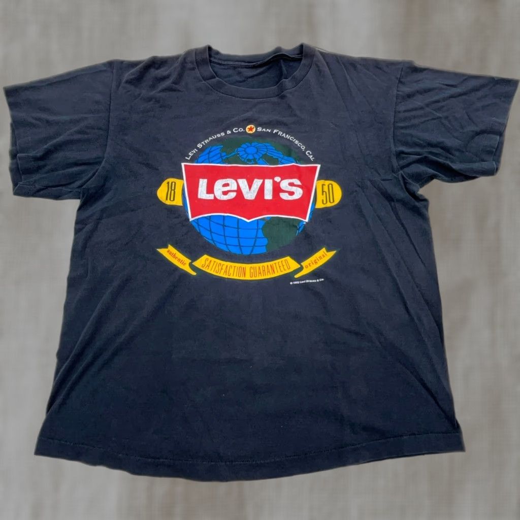 Levi's VINTAGE Levi's Men's T-Shirt Large Black 80s 90s Grunge Punk Logo Graphic Cotton Size US L / EU 52-54 / 3 - 1 Thumbnail