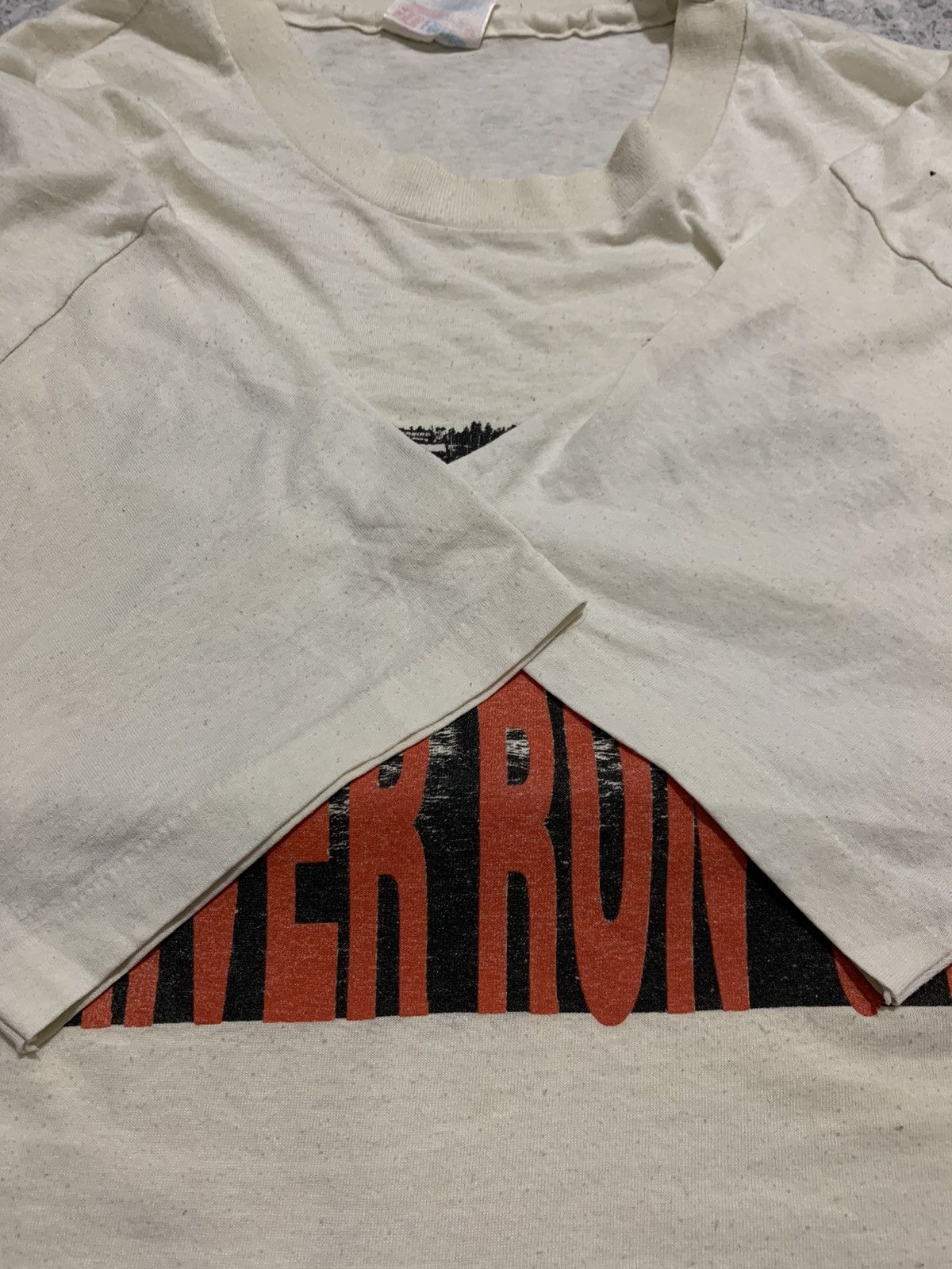 Hanes T-shirt vintage hanes river run 94 Size US XL / EU 56 / 4 - 6 Thumbnail